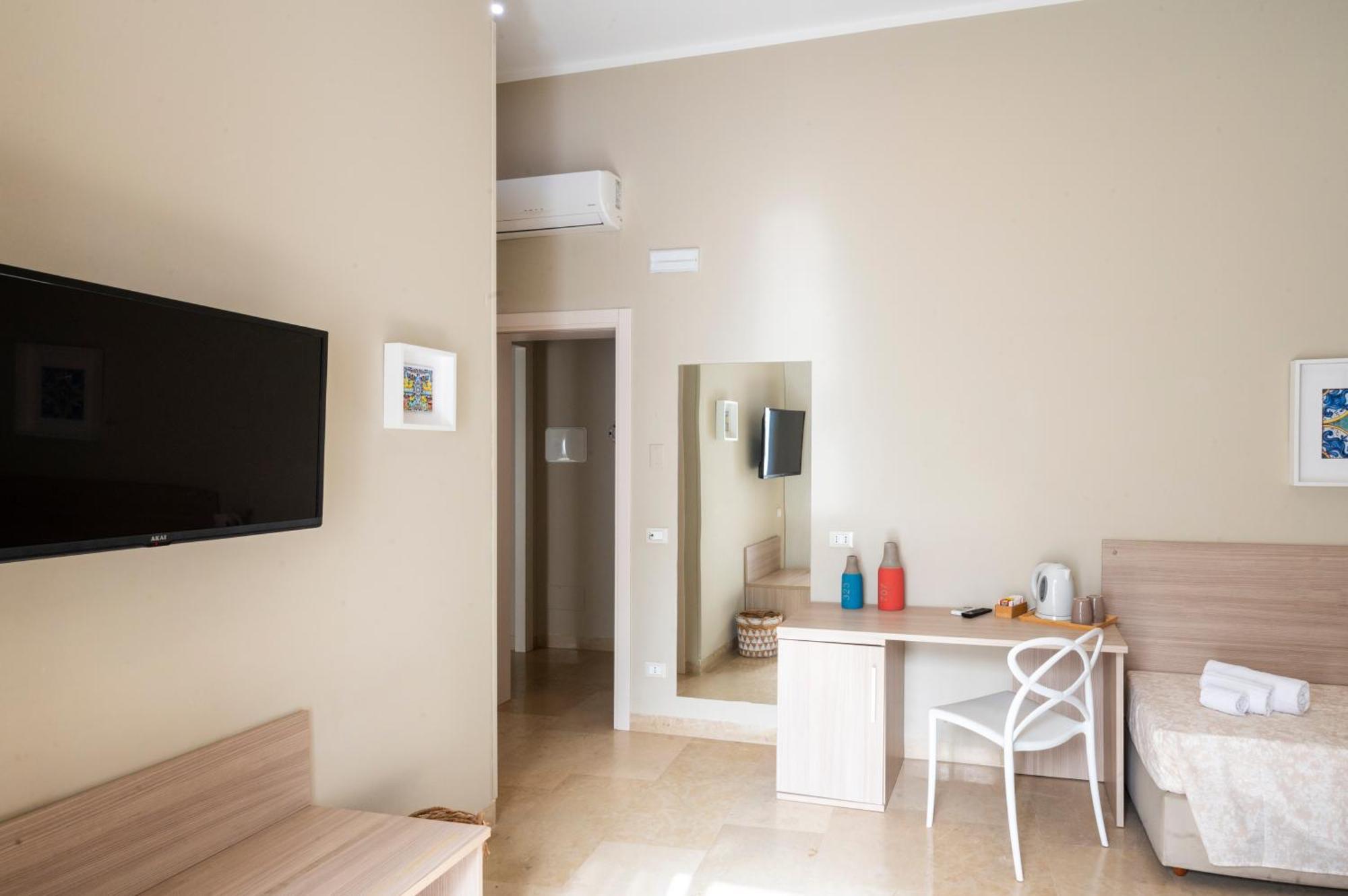 Le Mura - Charme Rooms Trapani Quarto foto